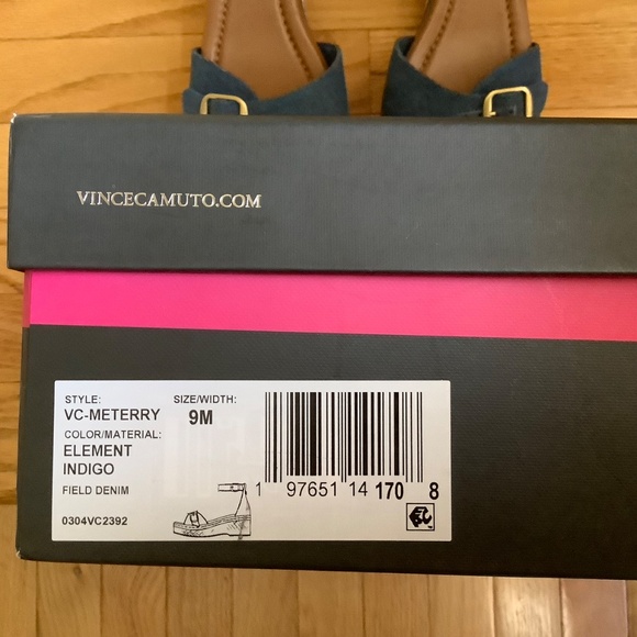 Vince Camuto Meterry Adjustable Wedge Sandals Denim SZ 9 - Picture 16 of 16
